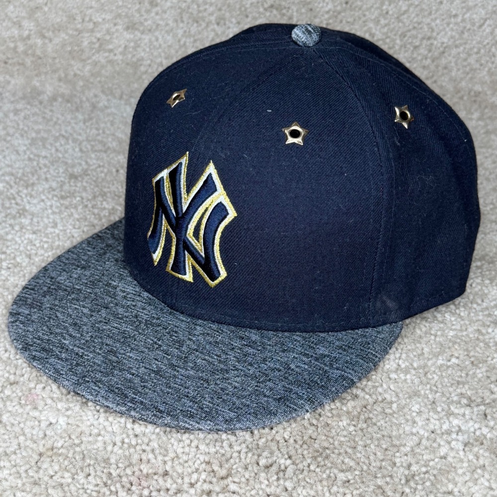 New Era 59FIFTY Hat Mens 7 3/4 Navy Blue Excellent NY Yankees Gold Star Fitted